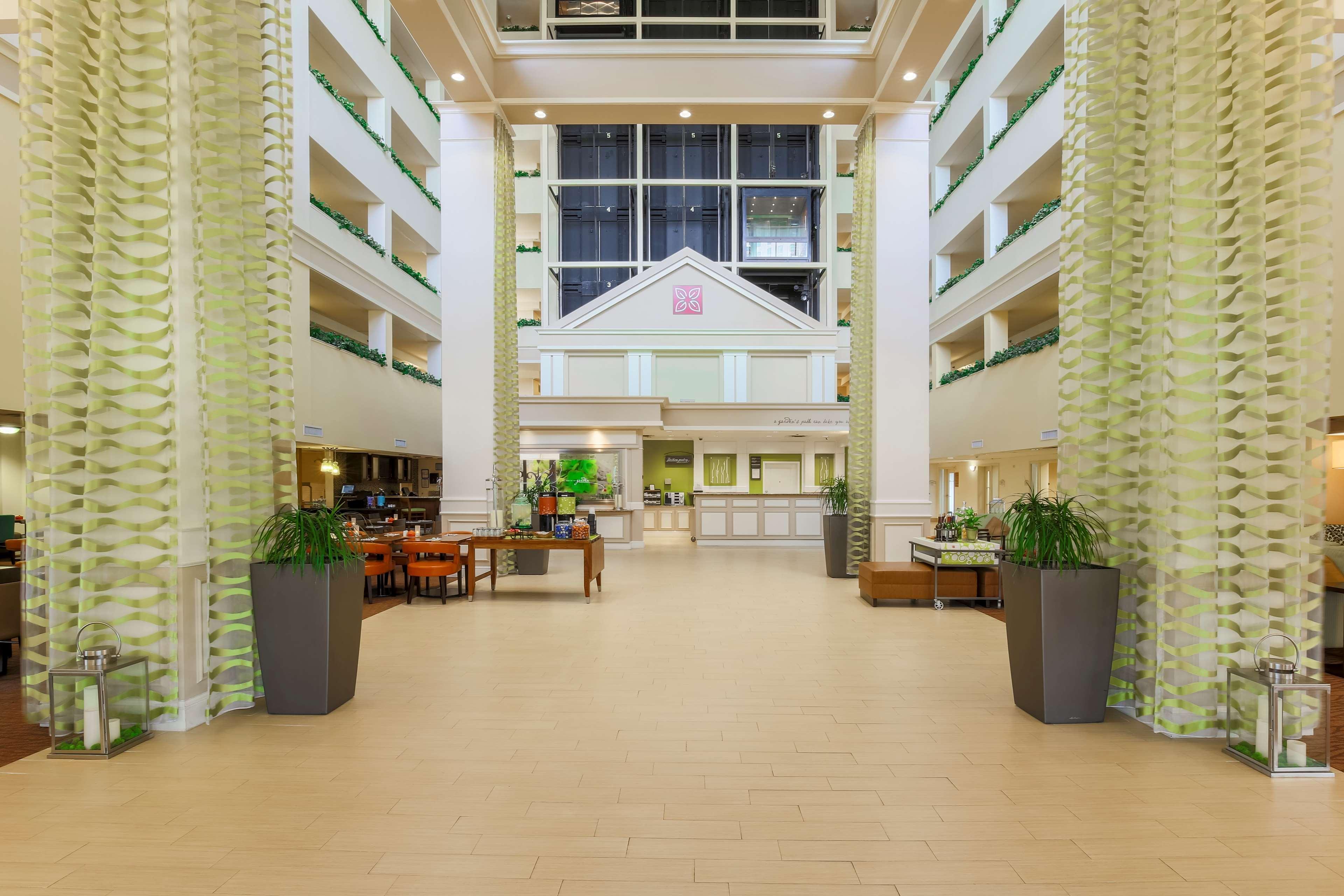 Hilton Garden Inn Dallas/Market Center Zewnętrze zdjęcie